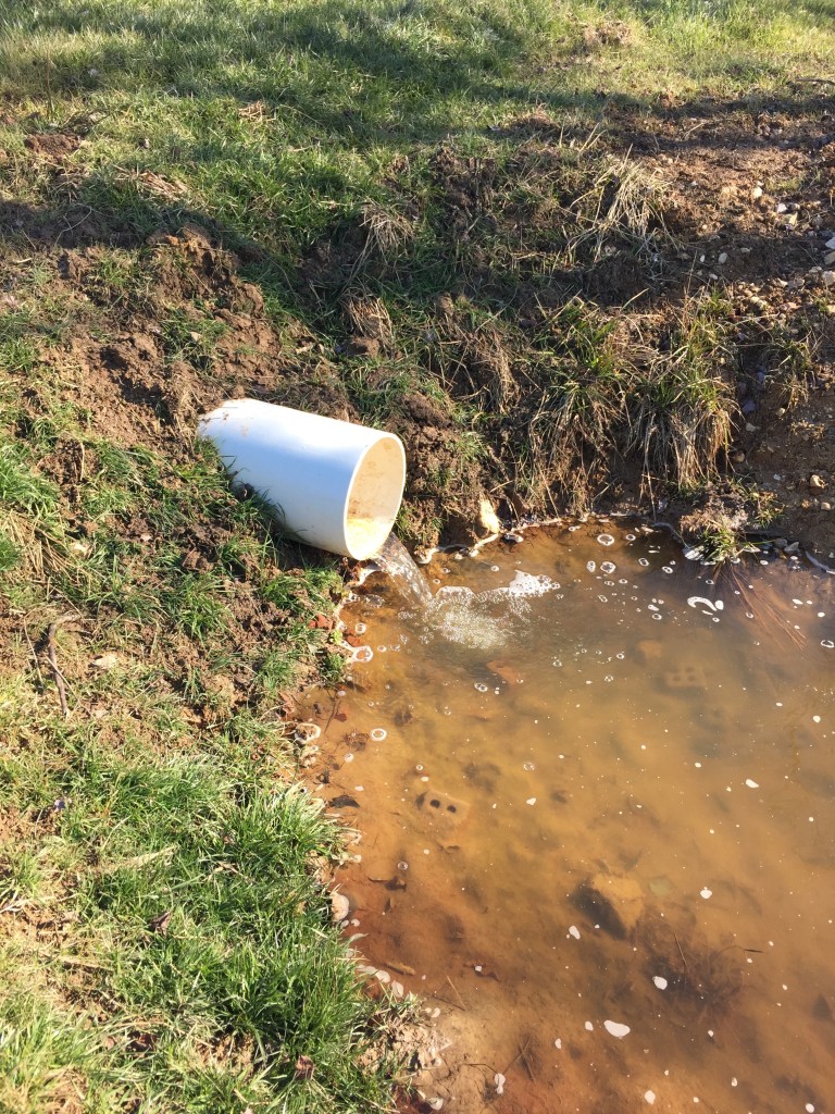Normal outflow from the overflow pipe